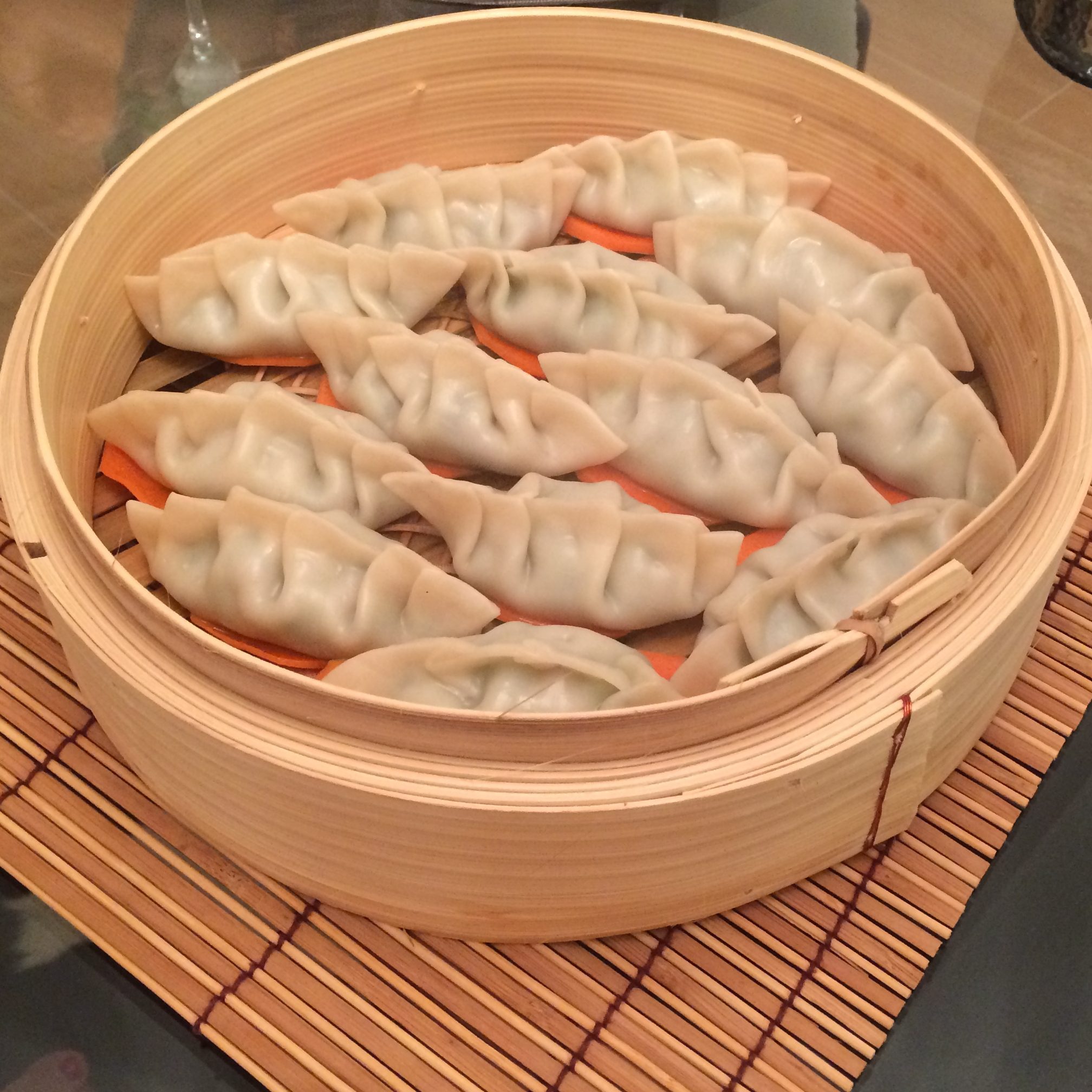 Steamed pork and shrimp dumplings