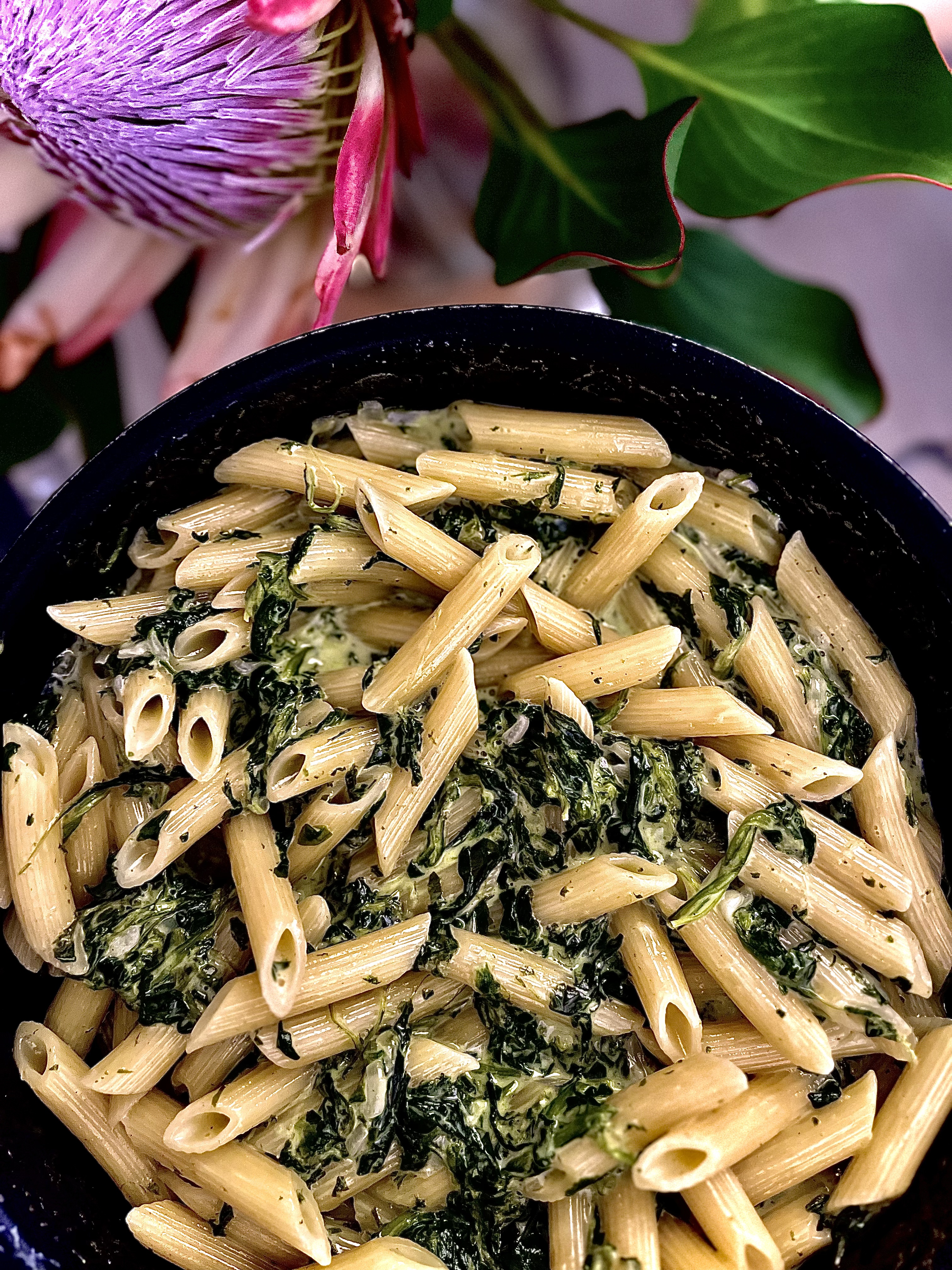 Creamy spinach pasta sauce